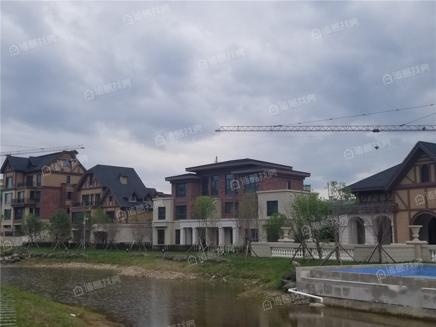 佳龙米兰小镇图片相册,户型图,样板间图,装修效果图