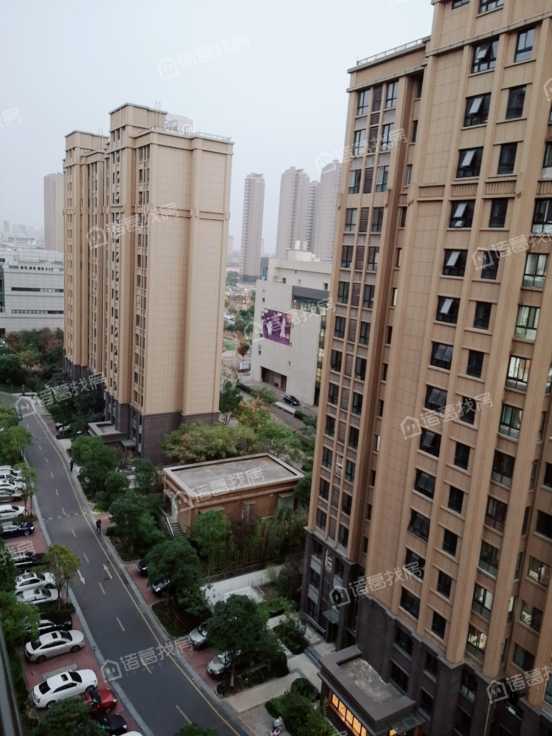 苏宁荣悦
