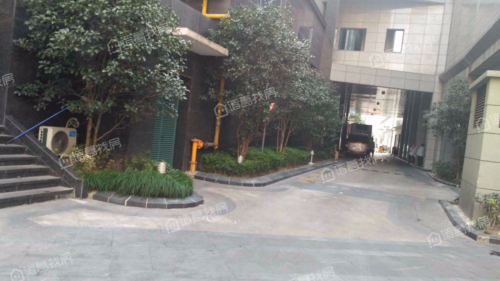 黄浦逸城