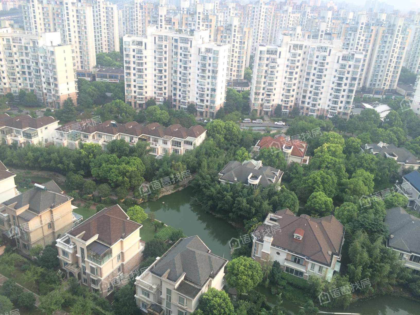 东苑古龙城