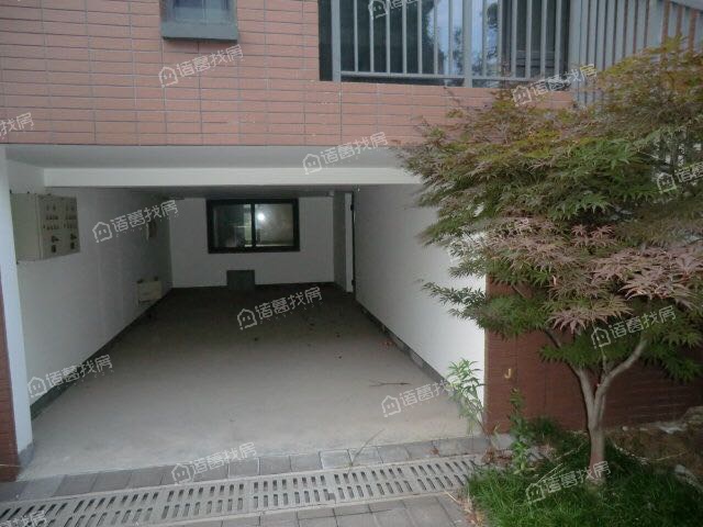 万科白马花园别墅