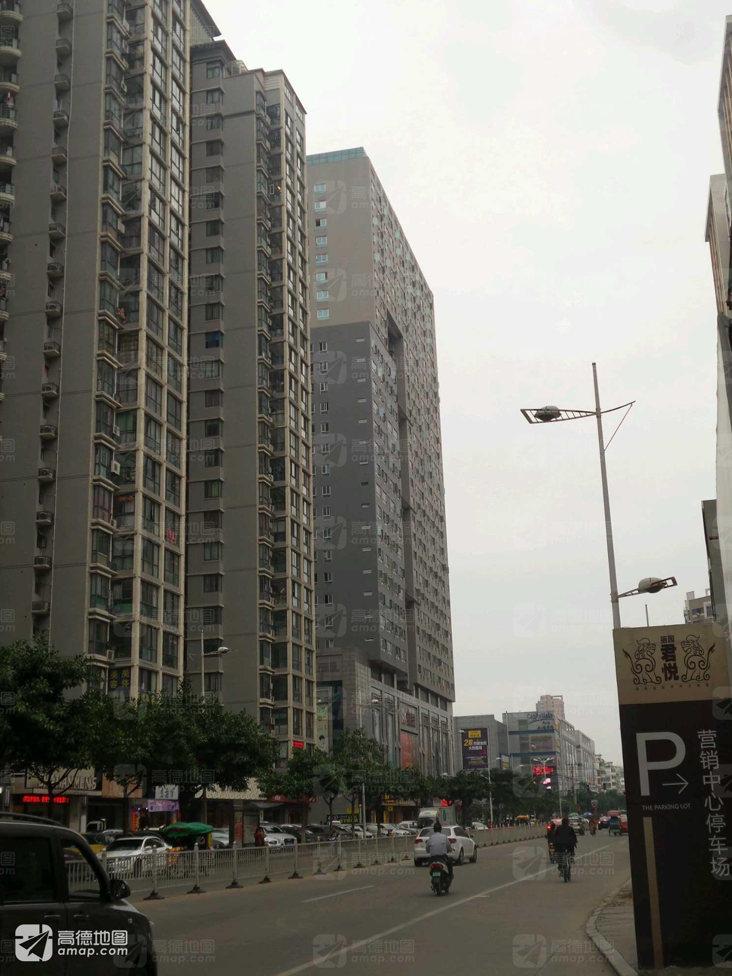 悦华城市广场是哪年建的?