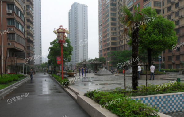 信旺华府骏苑二手房,华府骏苑一期 精装无税大复式 近学校和地铁口