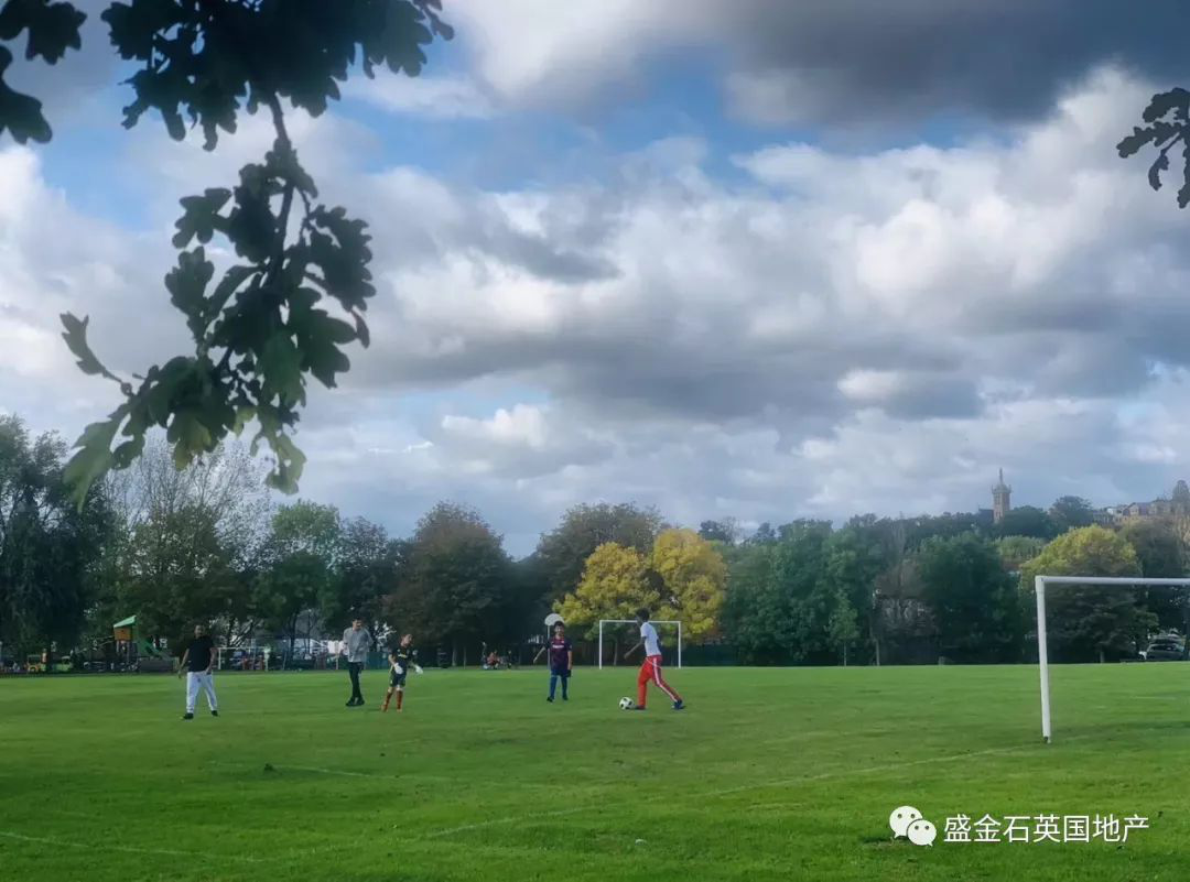 英国关酒吧关餐厅！“封锁期”小编开播伦敦房产