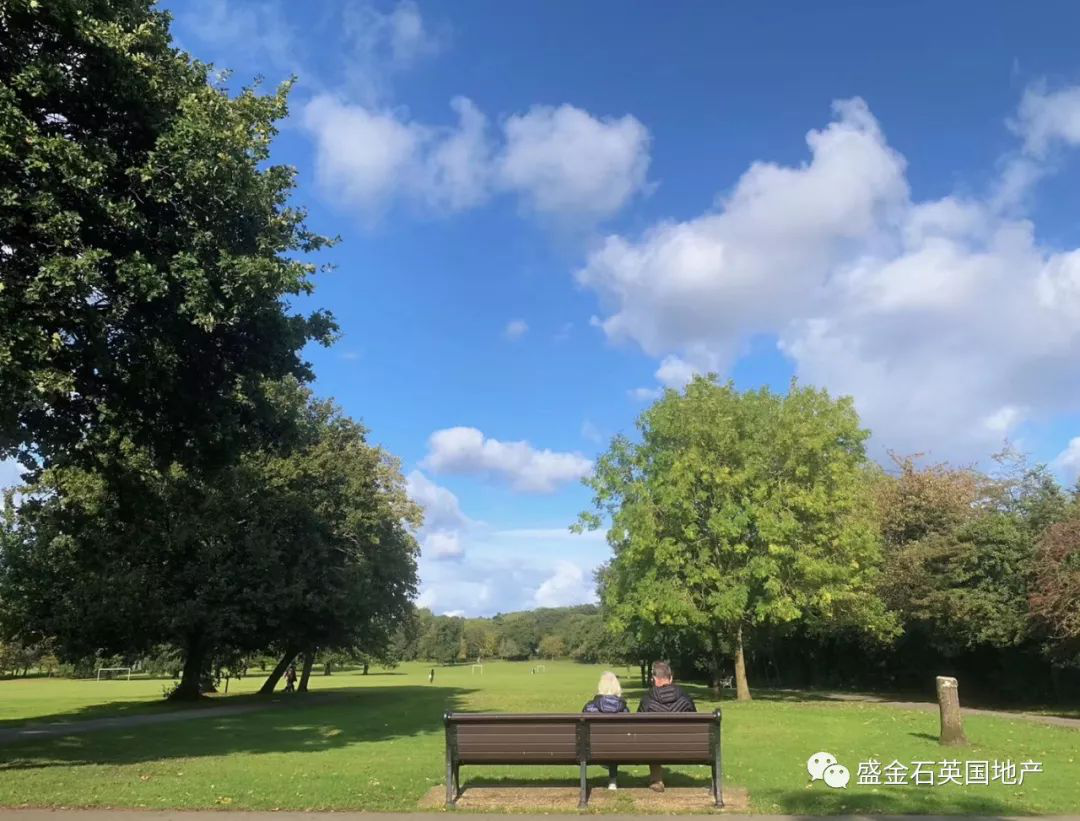 英国关酒吧关餐厅！“封锁期”小编开播伦敦房产