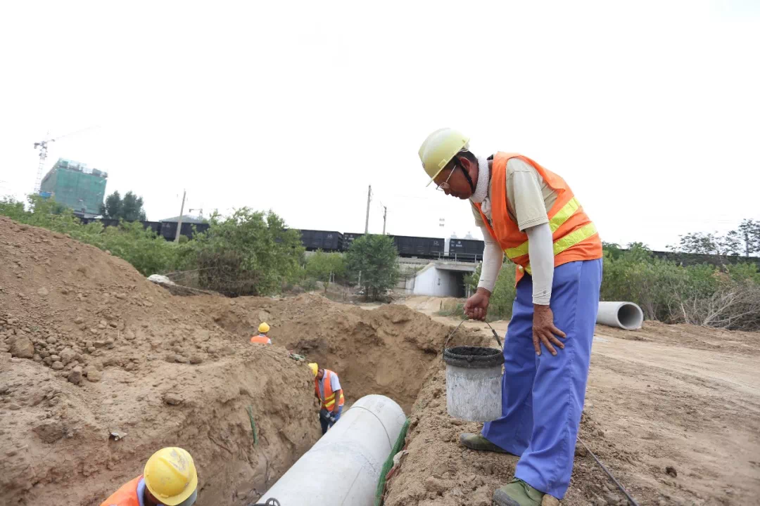 太白湖新区谭岗路北延(环城西路南北疏通)工程提速