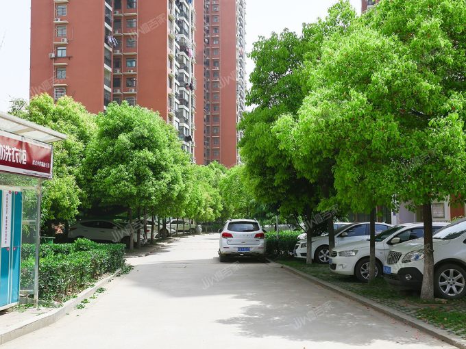 锦湖金利花园毛坯房预约看房