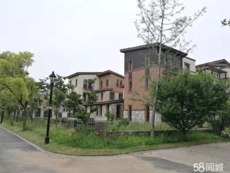 西京都高尔夫别墅二手房,西京都爱丁堡联排别墅264平