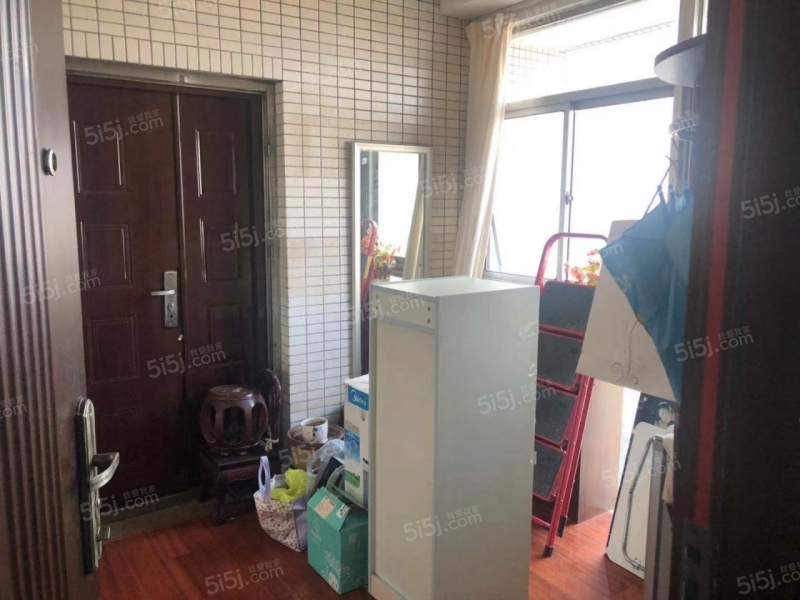 天泓山庄 改善小区 紫金山下 环境优美 人文素质高