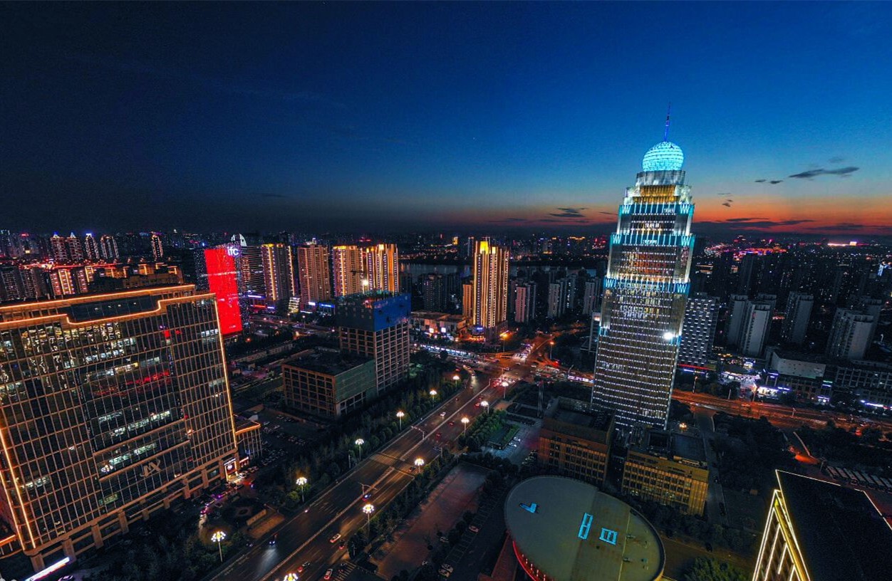 临沂北城新区夜景图片