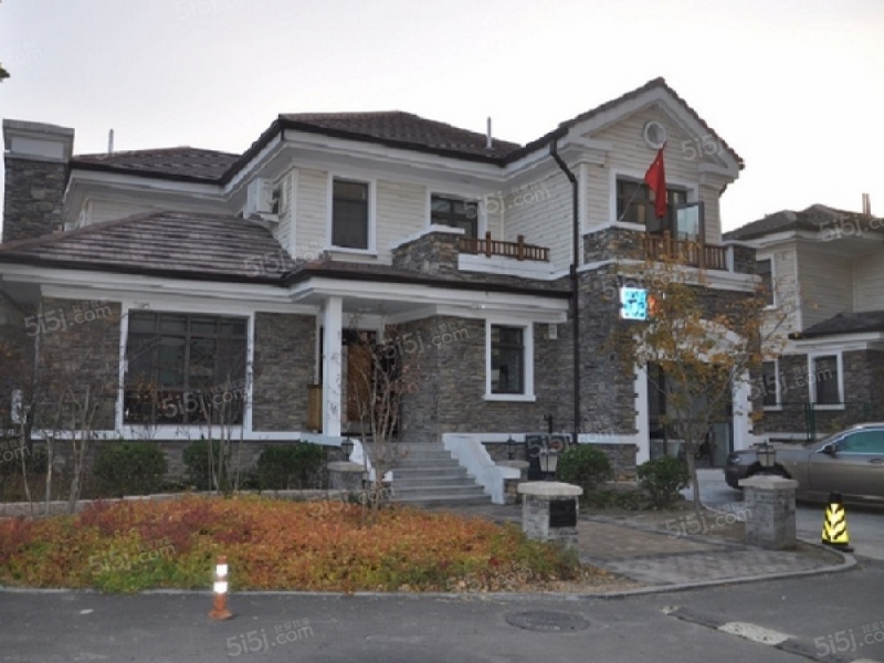 整租   酒仙桥将台路丽都东镇滨河一号别墅