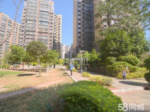 航天阳光二手房,航天阳光精装套3小区环境好停车方便的,首付约:46.