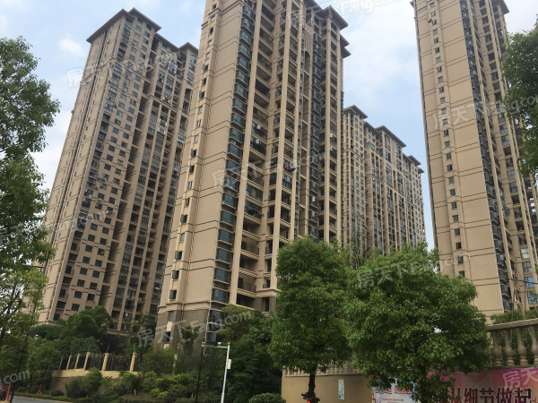 湾里 湾里保利半山国际 3室2厅湾里 湾里保利半山国际 3室2厅二手房