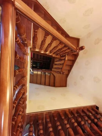 天俊华府别墅下叠别墅边户院子80平地下室80平近京华城