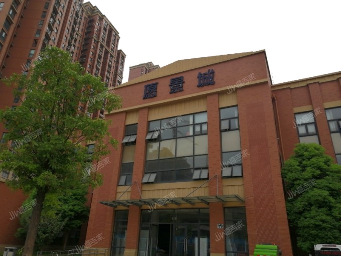         愿景城b区毛坯房通透三房