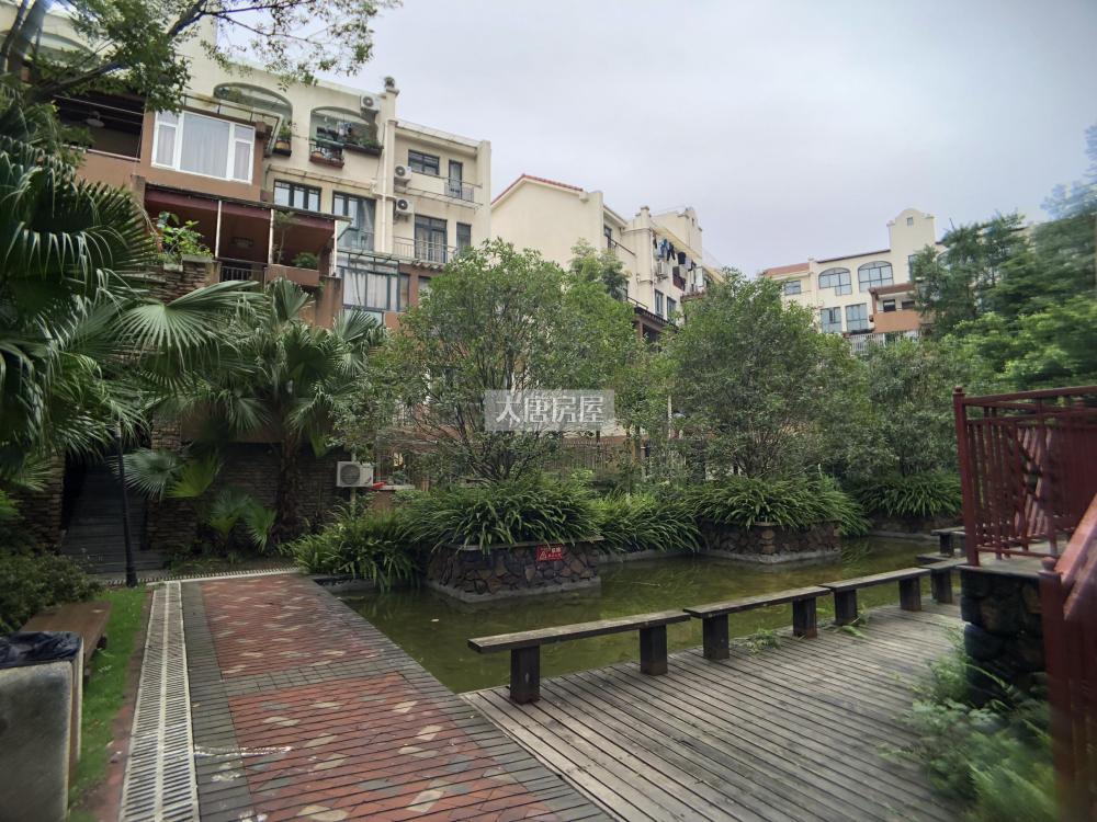 边城香格里清水跃层,可变套四套五