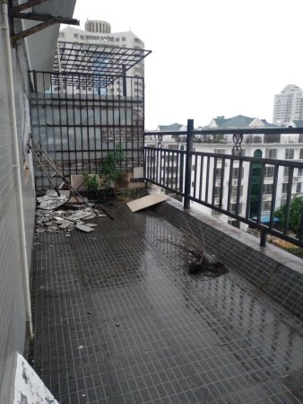              国贸一梯两户纯板楼