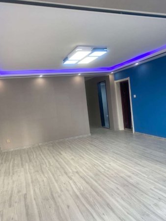 真实照片2楼2楼碱泉街天府花园南北通透一梯两户急售