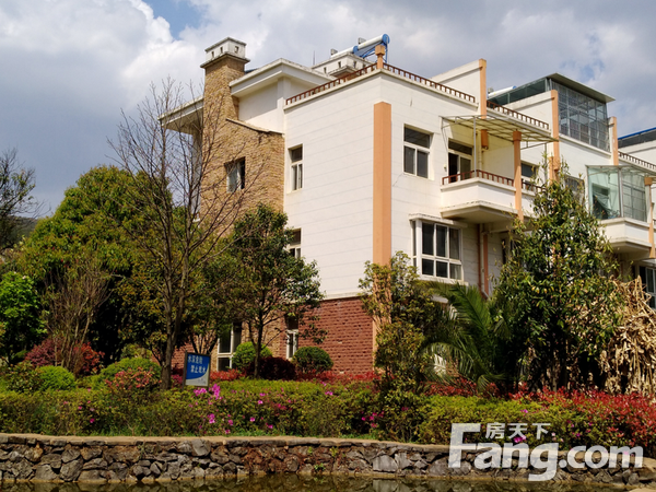 师宗县 龙凤庄园 5室3厅师宗县 龙凤庄园 5室3厅