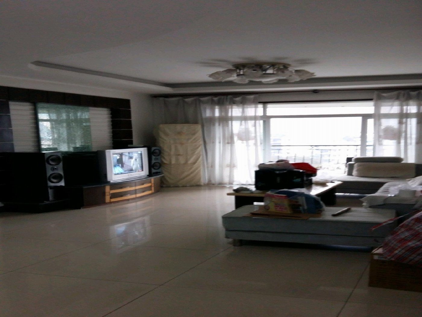      模范村 嘉新桃花里三房150万