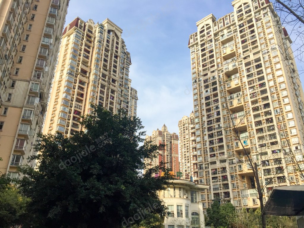 奥园康城b区二手房,奥园康城b区 1室1卫 毛坯,首付约:5.99万,1室1卫1