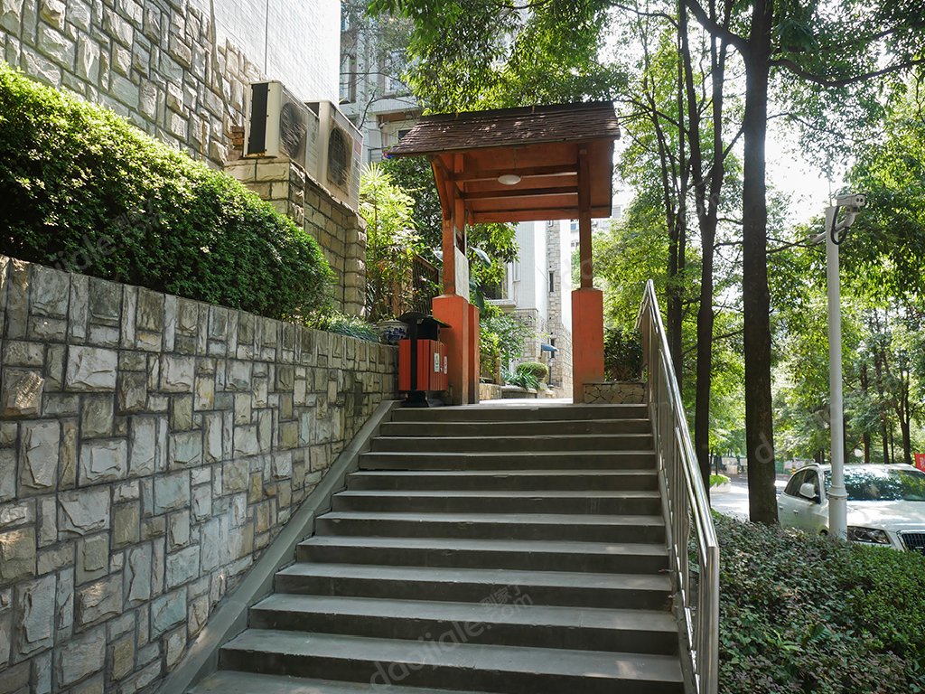 回兴 水木青华两房150万