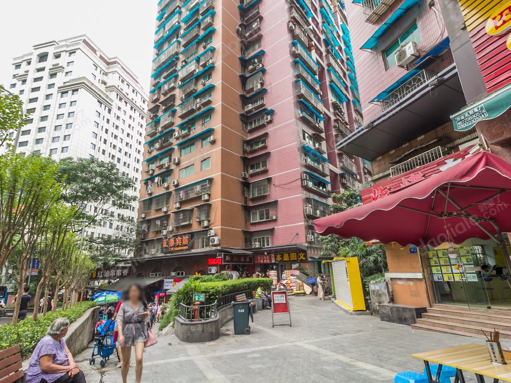 解放碑 怡景大厦一房40万