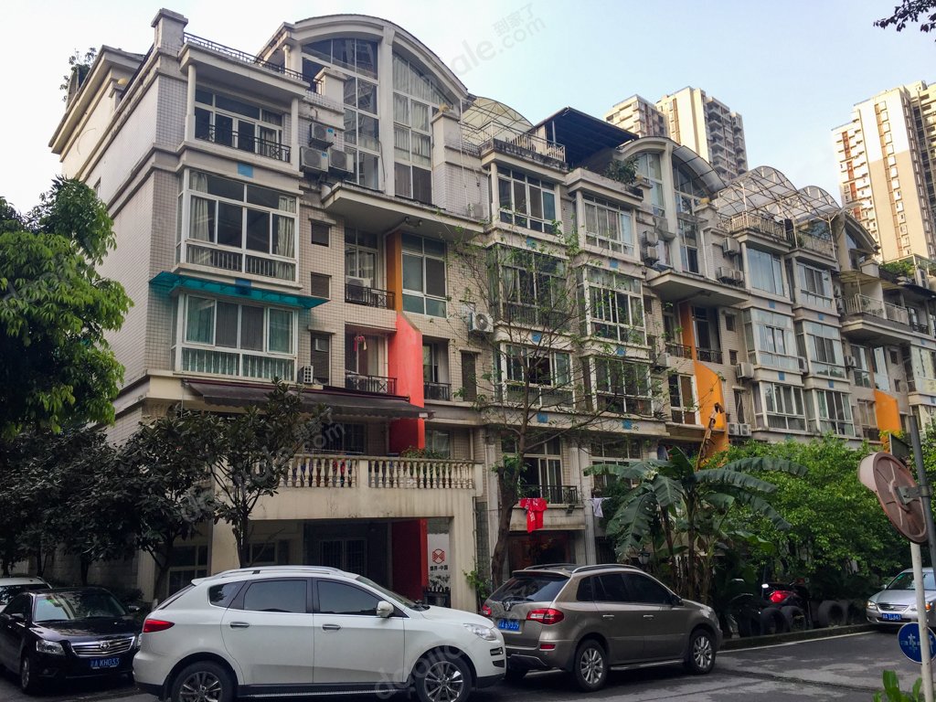 高新区 归谷城市美墅五房290万