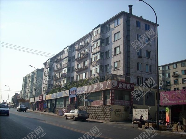 【千山路二手房出售】3室2厅150万!(大连诸葛找房)